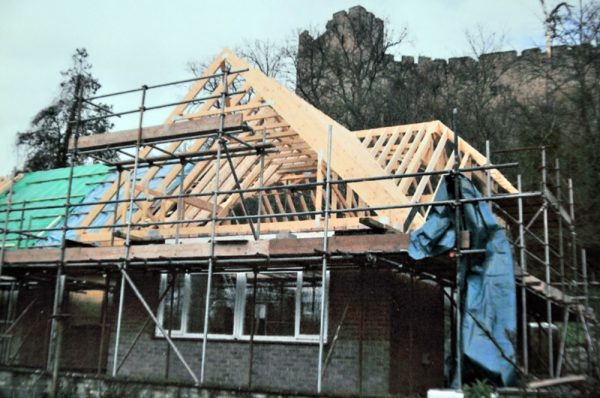 Edinburgh Property Renovations Roofing 600X398